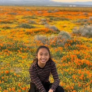 Meet your Posher, Lauren